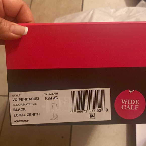 Vince Camuto Pendarie Boot, black, wide calf, size 9.5, brand new in box, $300 - Picture 7 of 11